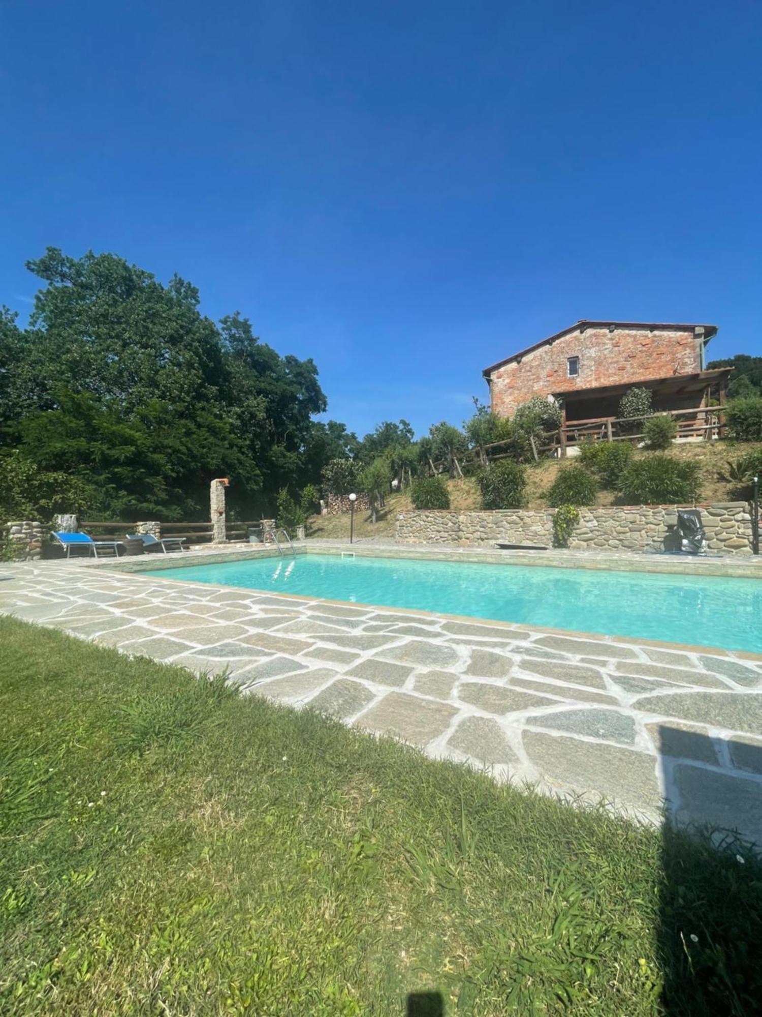 B&B Alloro Capannori Exteriör bild
